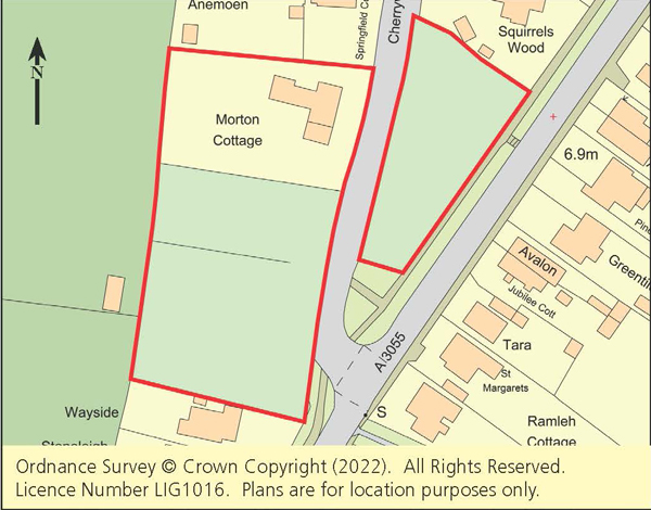 Lot: 26 - COTTAGE FOR IMPROVEMENT WITH 1.4 ACRES OF LAND WITH POTENTIAL - 